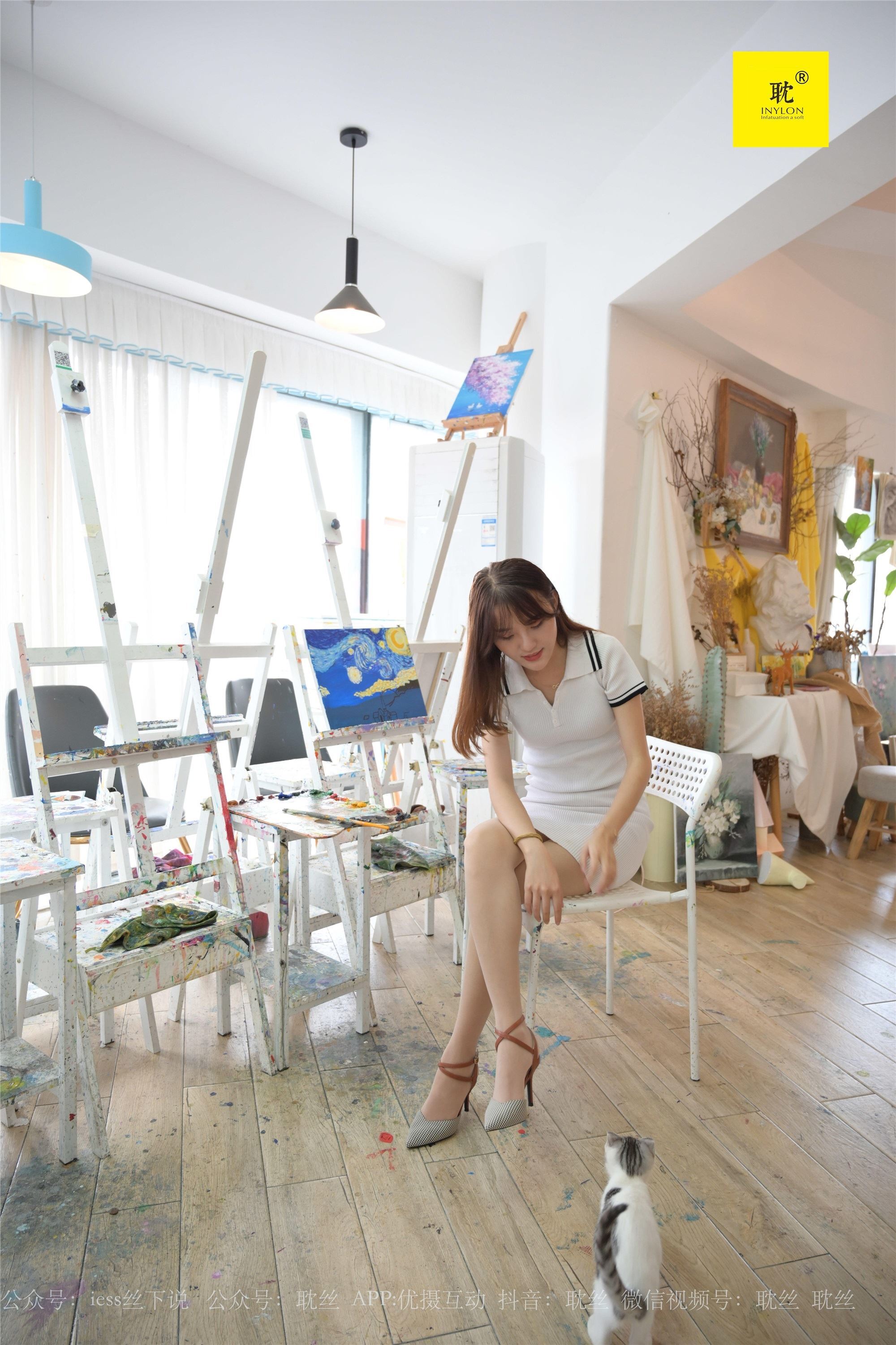 IESS异思趣向 027 耽丝 第N种幻想之《两位插班生的画室风波》① 婉萍